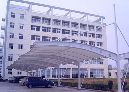 學(xué)校膜結(jié)構(gòu)停車棚案例